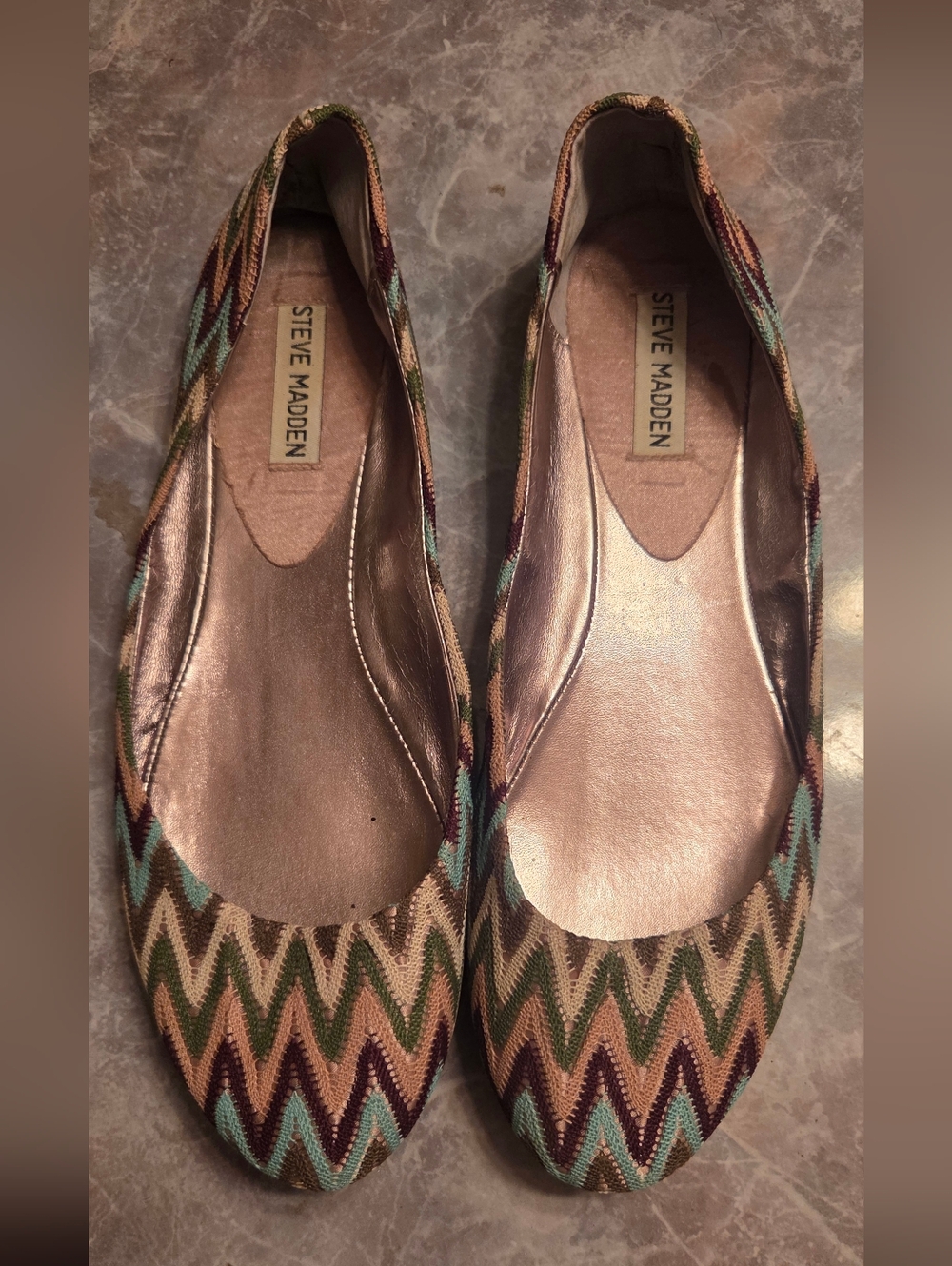 Steve Madden Women's Zigzag Pattern Ballet Flats in Multi Green